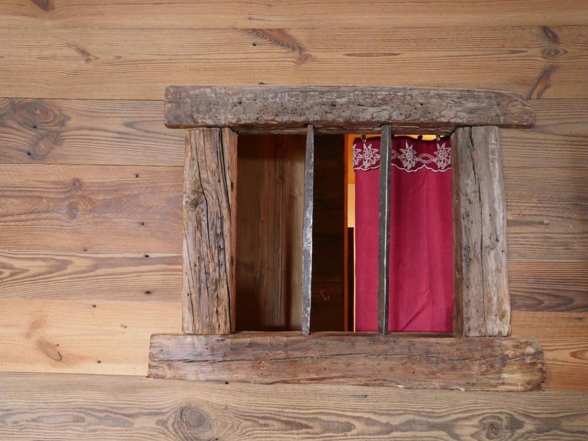 בונואל-סור-ארק Chalet 1692 מראה חיצוני תמונה